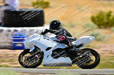 media/Apr-13-2025-TrackXperience (Sun) [[fb1ef998a6]]/Level 2 (Intermediate)/Turn 2 (Session 5)/